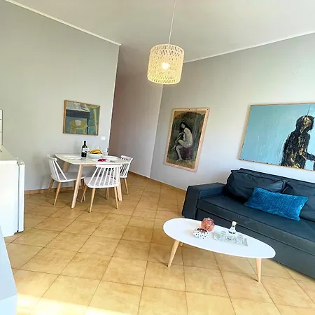 Art * Palaiochora